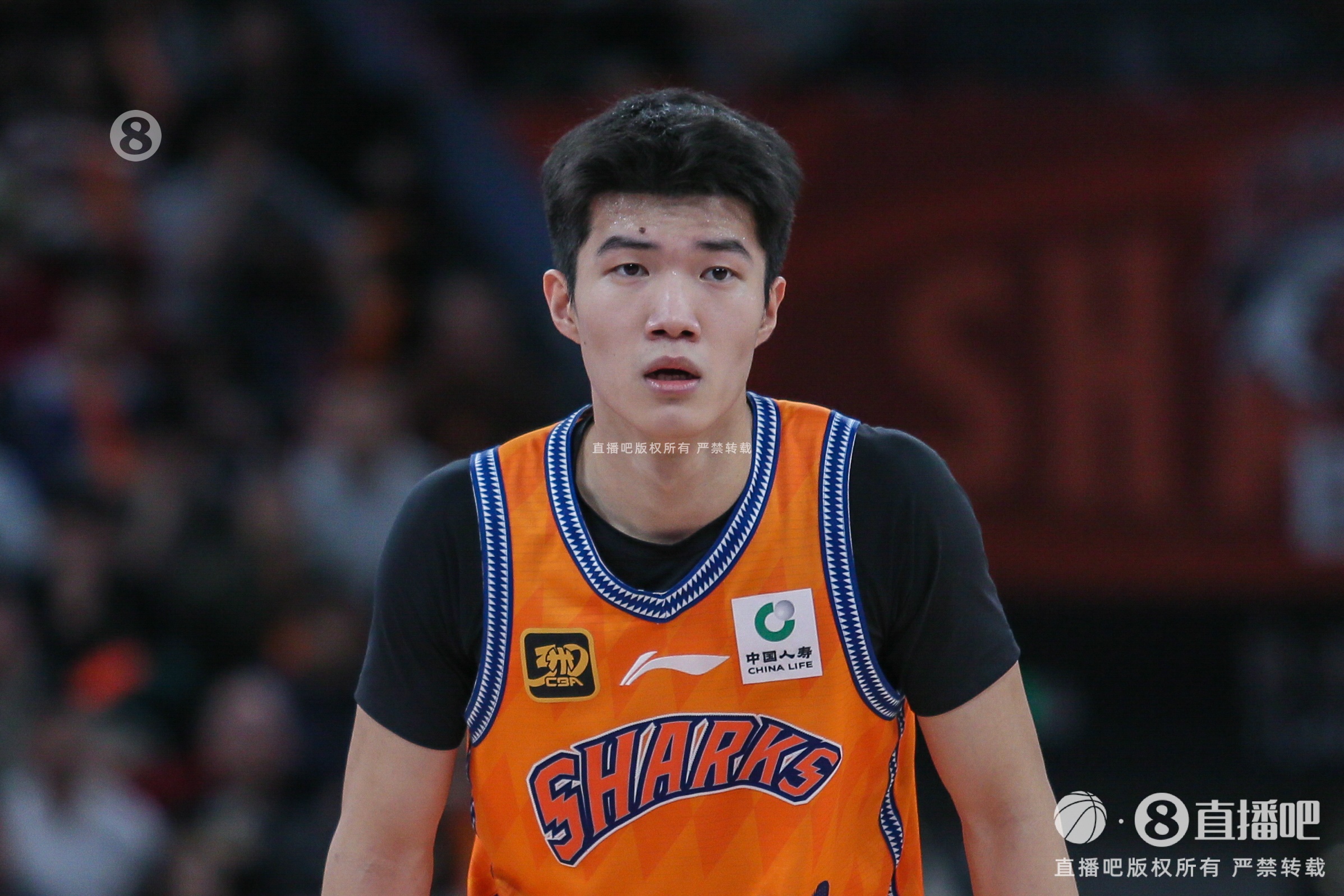 率先發(fā)力！偰李永煒首節(jié)5中4拿到11分 三分4中3